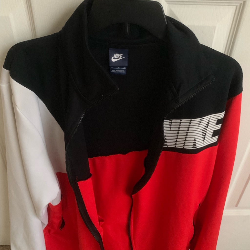 Previously Loved Nike Jacket